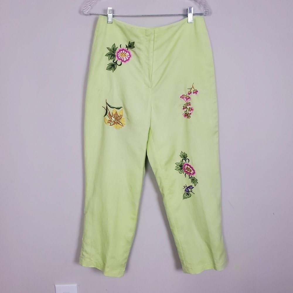 Larry Levine Linen Embroidered Floral Cropped Pant